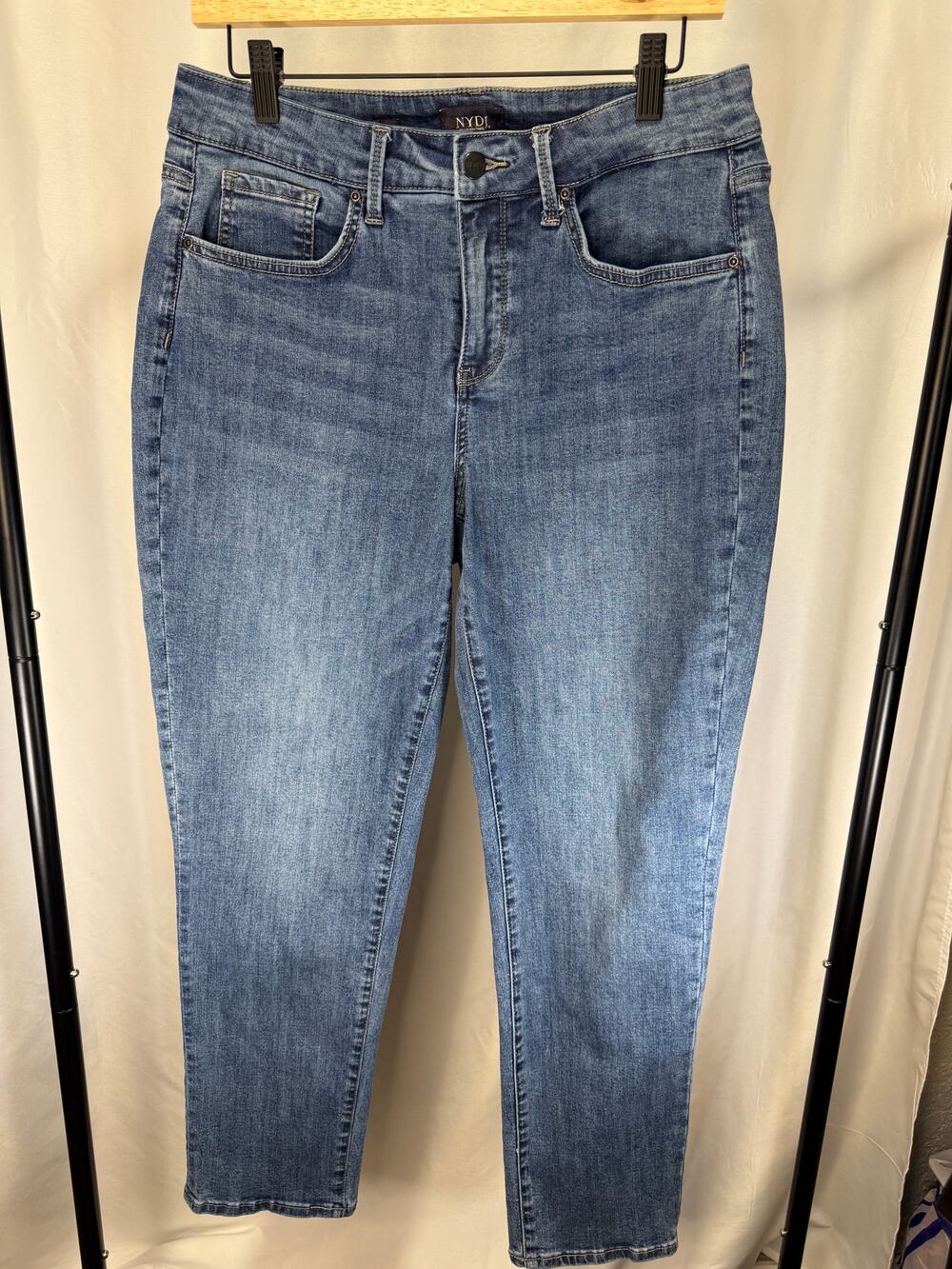 NYDJ Margot Girlfriend Jeans Women’s 8 Cool Embrace Lift Tuck Medium Wash Blue